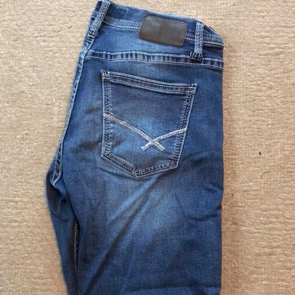Buckle jeans